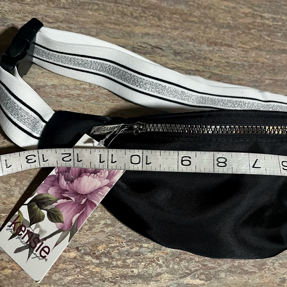 NWT Kenzie Fanny pack - Picture 10 of 11